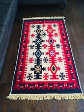Load image into Gallery viewer, Turkish Kilim &quot;Rugs&quot; - DAFFODILS Small