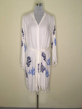 Load image into Gallery viewer, Hooded Peshtemal Belted Cover Up - Reef Tassel